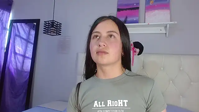 Zaaida  online show from 11-21-25, 03:55