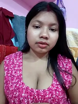 Redchery online show from 05-13-26, 05:42