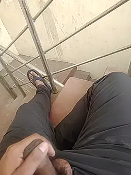 monty935 online show from 10-23-25, 08:02