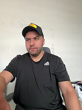 Snapshot of raulgzz4 chatting on 07-09-26, 06:07 raulgzz4 online show from 07-09-26, 06:07