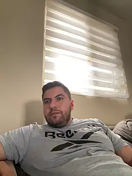 Snapshot of raulgzz4 chatting on 04-14-26, 04:01 raulgzz4 online show from 04-14-26, 04:01