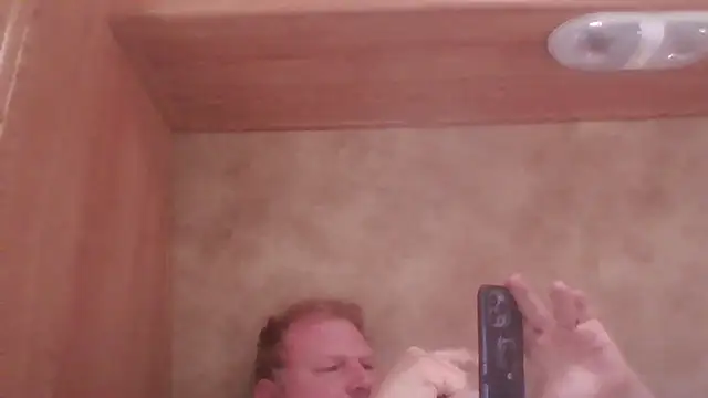 Snapshot of fisherman1015 chatting on 09-11-25, 08:31 fisherman1015 online show from 09-11-25, 08:31