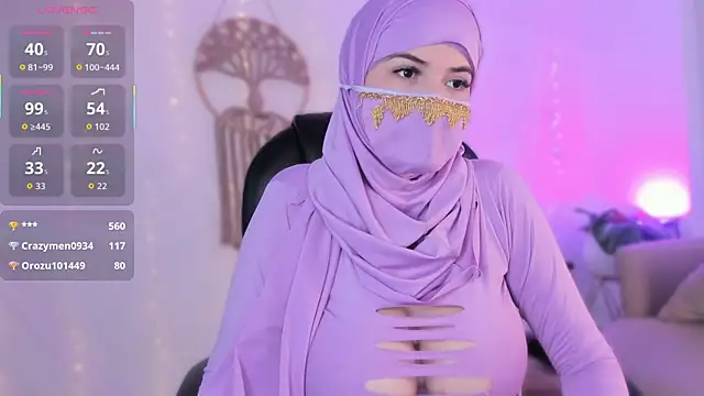 Snapshot of salma_isawwii chatting on 09-25-25, 01:17 salma isawwii online show from 09-25-25, 01:17