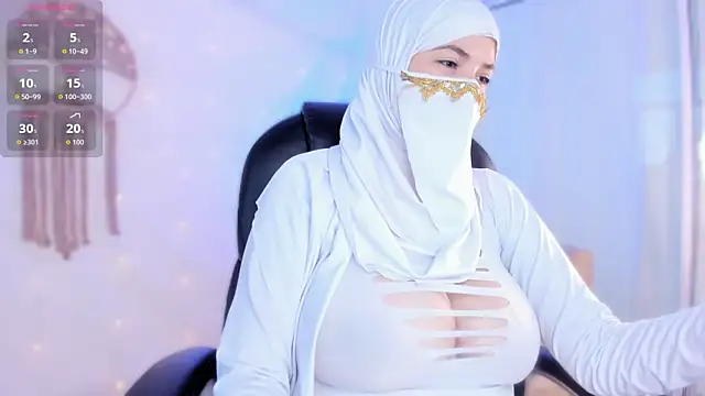 Snapshot of salma_isawwii chatting on 11-09-25, 02:10 salma isawwii online show from 11-09-25, 02:10