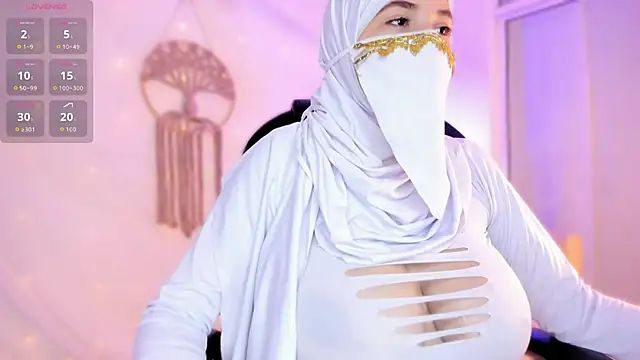 Snapshot of salma_isawwii chatting on 11-28-25, 03:45 salma isawwii online show from 11-28-25, 03:45