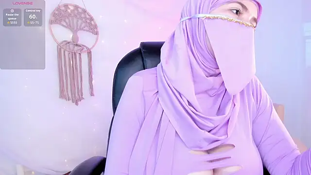Snapshot of salma_isawwii chatting on 10-21-25, 02:05 salma isawwii online show from 10-21-25, 02:05