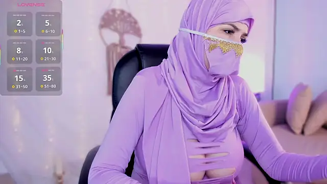 Snapshot of salma_isawwii chatting on 09-26-25, 01:51 salma isawwii online show from 09-26-25, 01:51