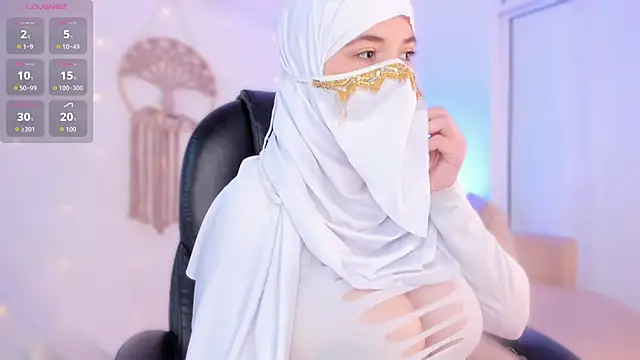 Snapshot of salma_isawwii chatting on 11-19-25, 02:50 salma isawwii online show from 11-19-25, 02:50