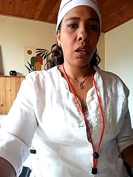 IVONNE COLLINS33 online show from 03-06-26, 02:34