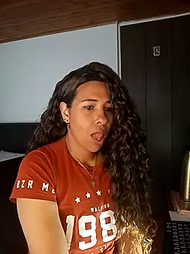 IVONNE COLLINS33 online show from 11-03-25, 12:53