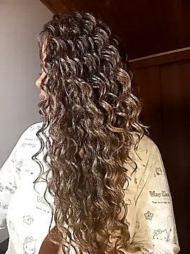 IVONNE COLLINS33 online show from 03-28-26, 01:17