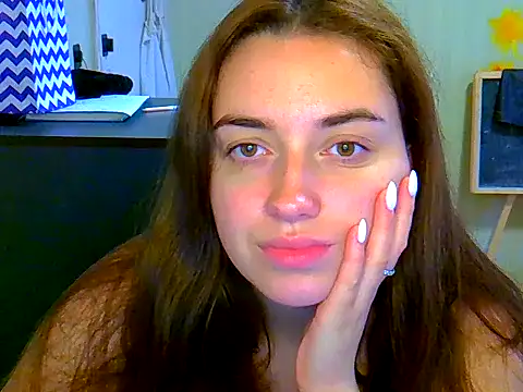 Snapshot of daniella_brun chatting on 10-24-25, 07:51 daniella brun online show from 10-24-25, 07:51