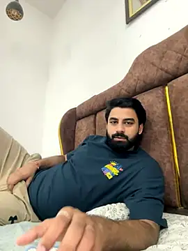 hottestboy03 online show from 11-16-25, 05:34