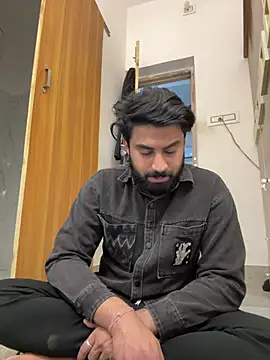 hottestboy03 online show from 01-19-26, 07:12