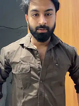 hottestboy03 online show from 02-11-26, 08:36