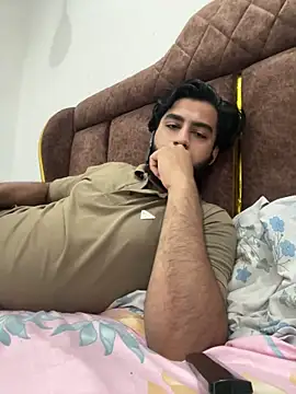 hottestboy03 online show from 10-06-25, 07:53