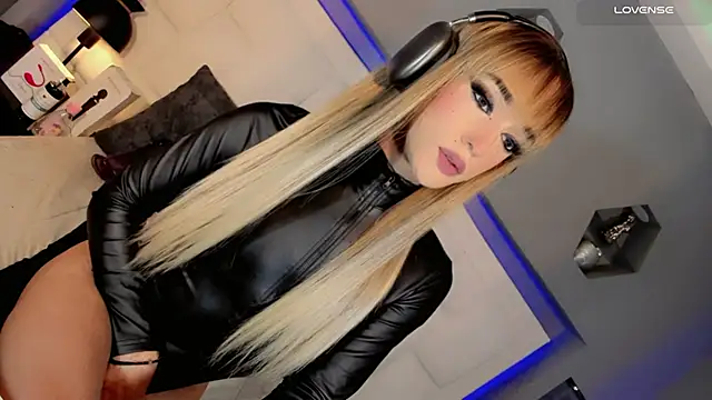 Ariia-janee online show from 03-31-26, 05:20