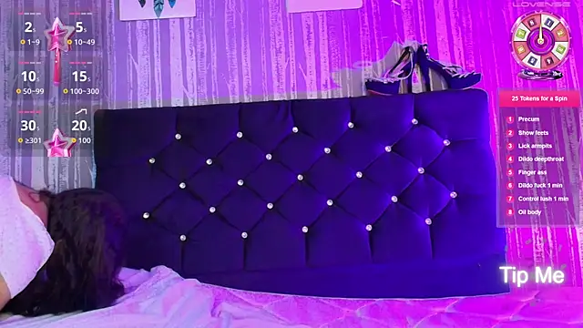 Snapshot of Hailey_johnsonn chatting on 09-27-25, 01:39 Hailey johnsonn online show from 09-27-25, 01:39