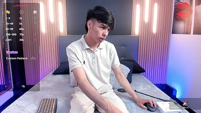 OnlyJos online show from 11-11-25, 08:03