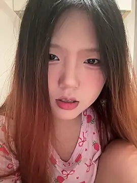 Snapshot of mimi9420 chatting on 07-02-26, 03:29 mimi9420 online show from 07-02-26, 03:29
