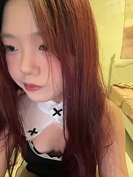 Snapshot of mimi9420 chatting on 10-15-25, 02:25 mimi9420 online show from 10-15-25, 02:25