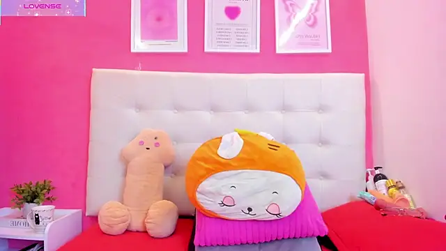 Macarena 05 online show from 12-03-25, 01:06