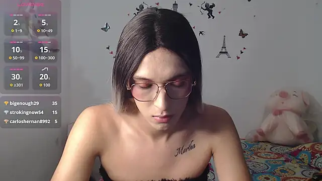 Macarena 05 online show from 09-15-25, 06:03