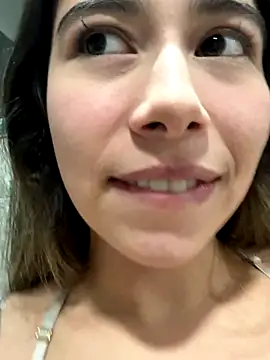 Snapshot of Caitlin_Cat chatting on 10-07-25, 04:02 Caitlin Cat online show from 10-07-25, 04:02