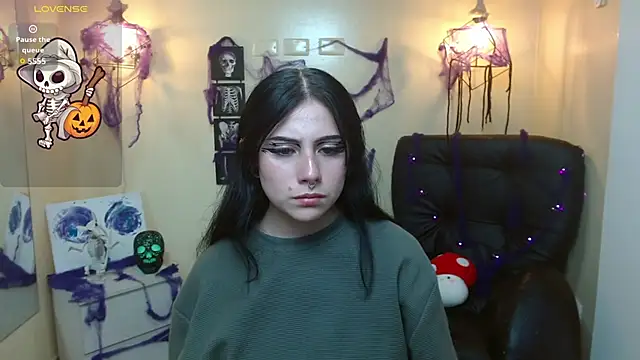 Snapshot of agarycus_ chatting on 10-17-25, 12:51 agarycus online show from 10-17-25, 12:51