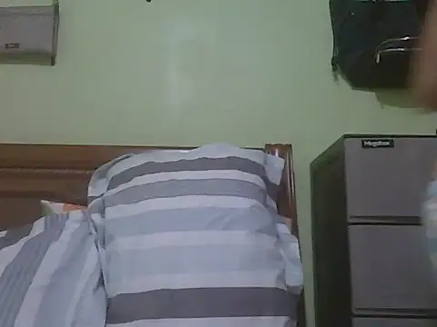 Snapshot of Sexyjenny4u chatting on 05-18-26, 08:46 Sexyjenny4u online show from 05-18-26, 08:46