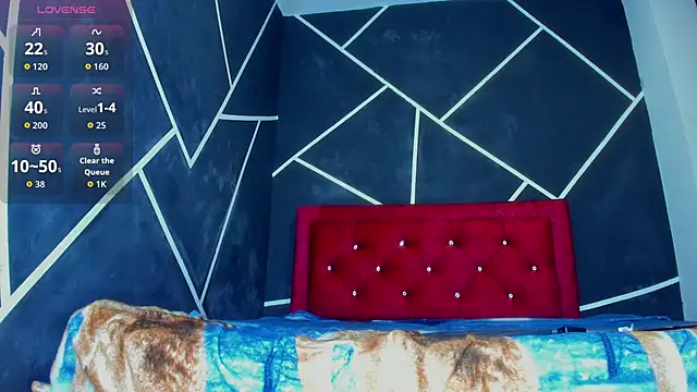 Massimo Cruz online show from 03-18-26, 01:02