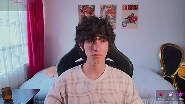 Nude Boy18 online show from 07-02-26, 10:38