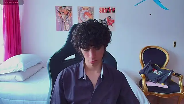 Nude Boy18 online show from 07-23-26, 08:49