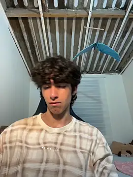 Nude Boy18 online show from 06-09-26, 05:19