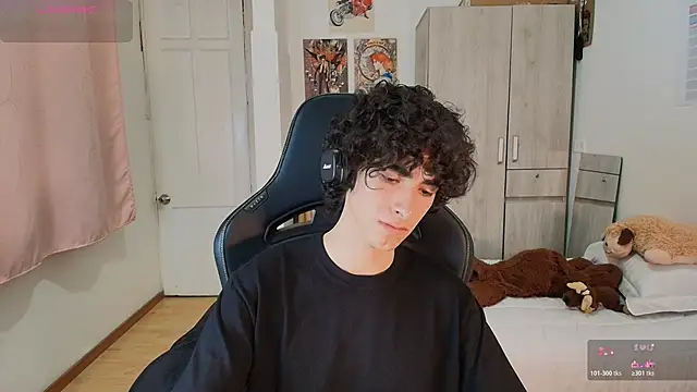 Nude Boy18 online show from 05-21-26, 03:59