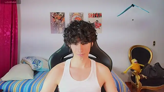 Nude Boy18 online show from 07-26-26, 02:07