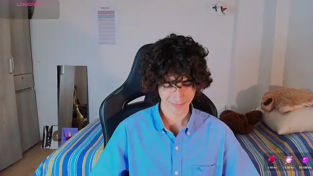 Nude Boy18 online show from 03-05-26, 09:22