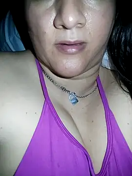 Aisha manzur online show from 12-20-25, 03:09