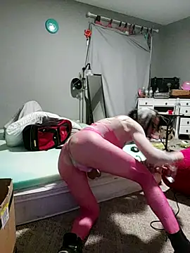 Snapshot of SexMajic chatting on 09-09-25, 08:13 SexMajic online show from 09-09-25, 08:13