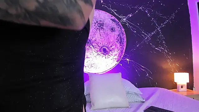 CarlySommers online show from 10-03-25, 04:14