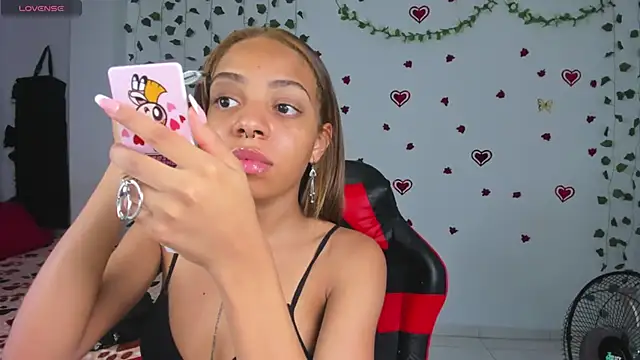 yumi hanna online show from 04-18-26, 04:48