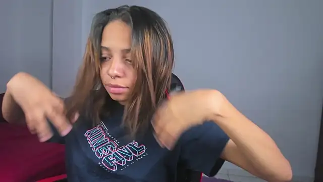 yumi hanna online show from 03-27-26, 04:21