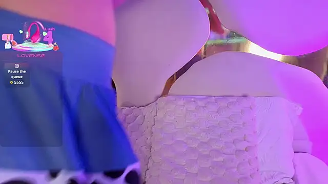 SofiJones  online show from 02-17-26, 09:23