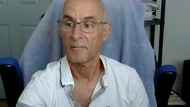 funone1999 online show from 10-27-25, 08:32