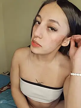 StefaniaFoxx  online show from 07-04-26, 06:42