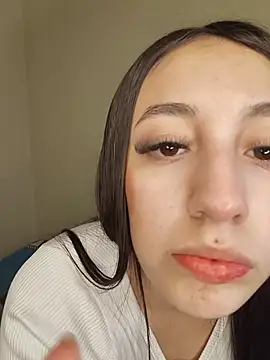 StefaniaFoxx  online show from 07-09-26, 06:36