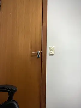 lucioliveira online show from 02-12-26, 02:39