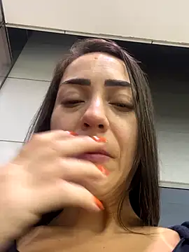 lucioliveira online show from 10-04-25, 01:51