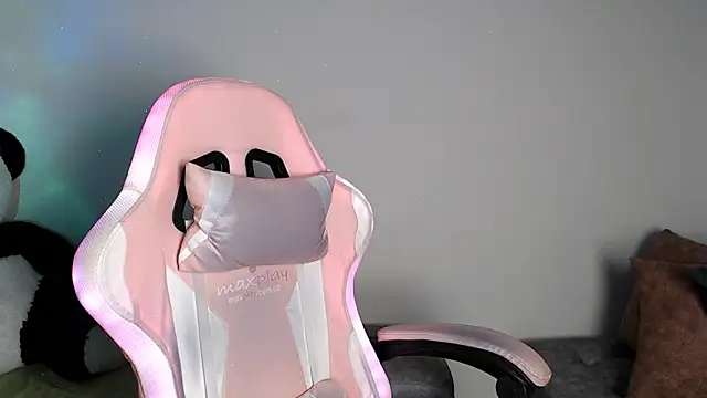 sophiadaza666 online show from 07-09-26, 11:04