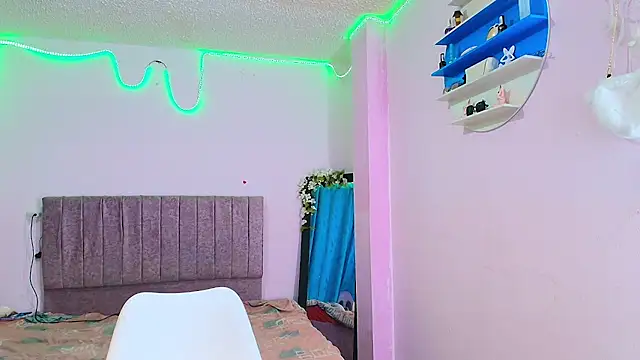 MiSofialeal online show from 02-26-26, 06:30